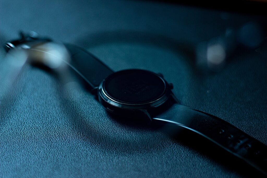 Smartwatch på håndled med urvisning